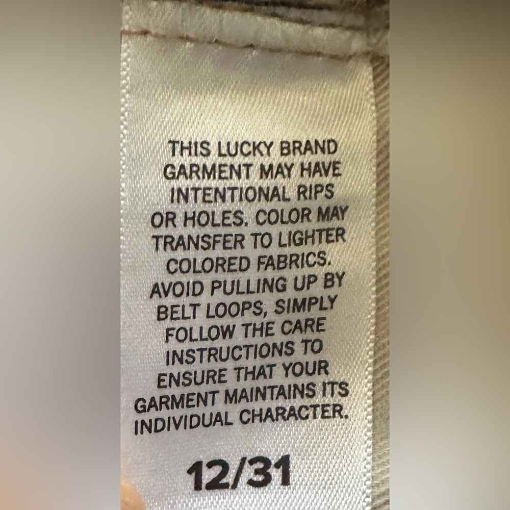 Lucky Brand High Rise Bermuda Shorts - Picture 11 of 12